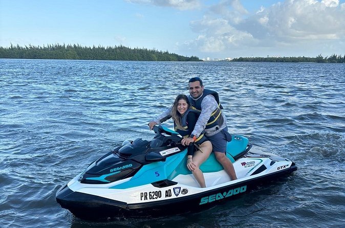 30-Minute Freestyle Jet Ski Adventure in the Bay - On the Water in Cataño Bay: What Freestyle Looks Like
