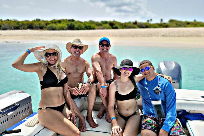 All-Inclusive: Mako 29ft Boat Tour to Icacos Palomino & Palominito - Stop 2: Isla Palominos and the Private-Island Beach Mood