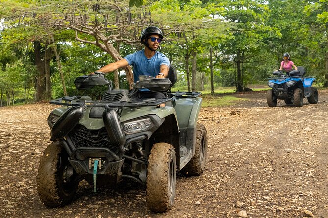 ATV Double Rider Adventure Near San Juan - Hacienda Campo Rico - Riding setup: how the double-rider 4x4 works in real life