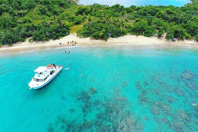 Culebra Snorkeling and beach Day Experience by boat - Onboard Comfort: Music, Drinks, and the Crew’s Pace