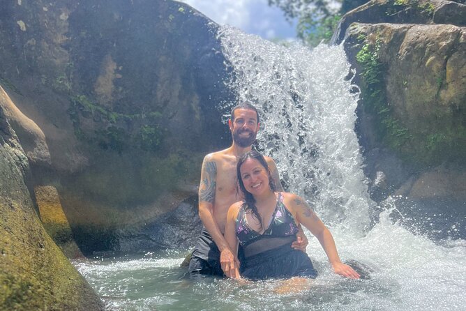 El Yunque Hike, Waterslide & Luquillo Kiosks Food with Transport - Transport and Timing: Air-Conditioned Comfort Between Outdoors