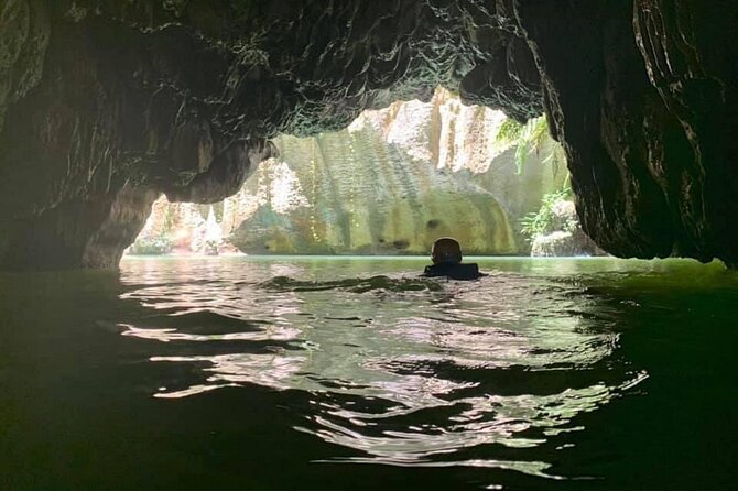 Explore Cuevas Charco Azul, Arenas and Playa de Aguas Cristalinas - Getting to the start point: pickup from Vega Baja