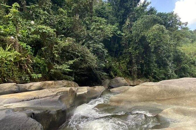 Full Day Eastern Island Tour - Getting There Comfortably: Private Vehicle, Water, and Parking Fees
