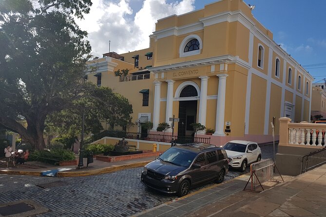 Group Transportation in airport, cruise ships, hotels, bnb's in San Juan, PR - What you can expect in the car: comfort and small helpful touches