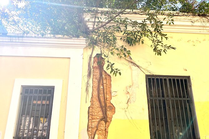 Instagramable Places in Old San Juan Tour - Stop 2: La Fortaleza (Palacio de Santa Catalina) and the first harbor fortification