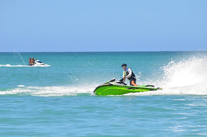 Jet Ski Rentals Isla Verde Beach - 21+ to Drive: How This Affects Your Group Plan