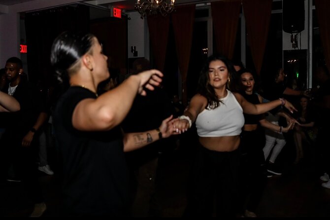 Moonlight Beginner Salsa Class in San Juan - The Salsa History Mini-Lesson That Actually Helps