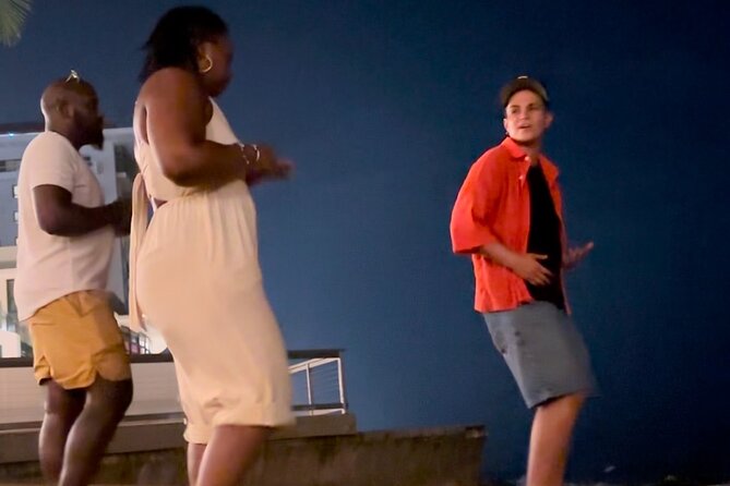Moonlight Beginner Salsa Class in San Juan - After Class: Practicing Salsa Nightlife the Same Night