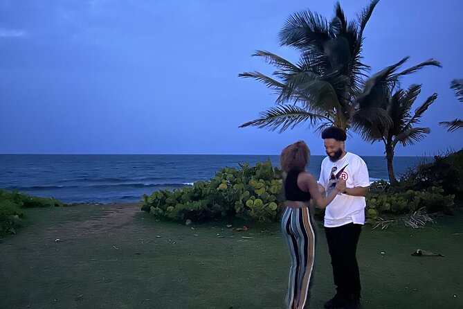 Moonlight Beginner Salsa Class in San Juan - What to Wear and Bring for a Confident Moonlight Class