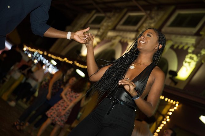 Old San Juan - Bar Hopping Private Tour - La Placita: a different nightlife mood, same guided push