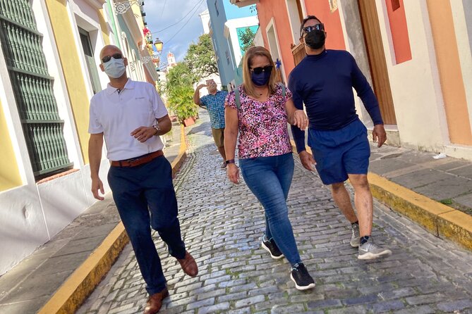 Old San Juan Immersive Walk: History and Culture - Calle San Sebastián: a main street that keeps the story moving