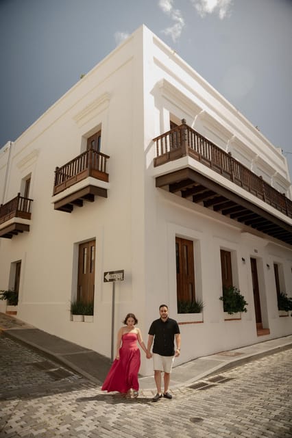 Old San Juan: Photoshoot Walking Tour - Fortaleza Street umbrellas: the iconic wrap-up shot