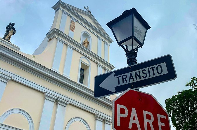 Old San Juan Walking Tour with a Local Certified Guide - Plaza del Quinto Centenario and the Iglesia San José Built in 1532
