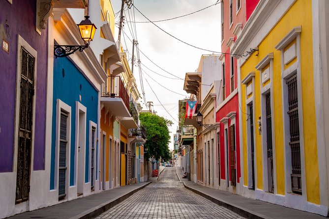 Old San Juan Walking Tour with Fort: 8+ people group - Early pickup and A/C: the comfort value in plain terms
