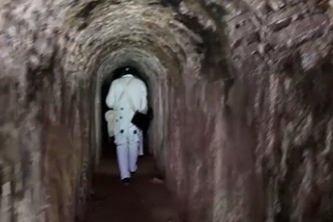 Old San Juan Walks; 2 Castles, El Morro and San Cristobal - Stop 1: Castillo San Cristóbal and the land-defense story