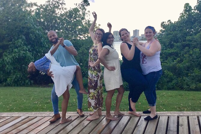 Outdoor Salsa Class Experience in San Juan - What to Wear (and Bring) for Puerto Rico Heat