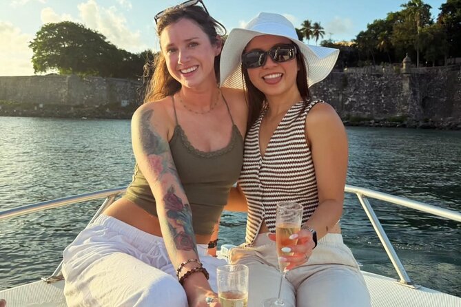Private Old San Juan Bay Boat Sunset-Night Cruise - San Juan by Powerboat: the calm, golden-hour angle