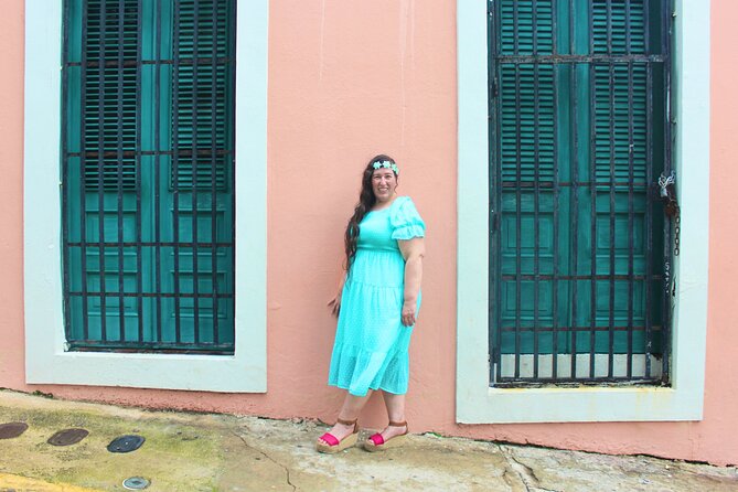 Private Old San Juan Photography - The 1-Hour Photoshoot: What the Photographer Does