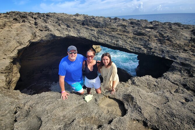 Private Puerto Rico's Bucket List 3 Day Package with hotel pickup - Santurce street art and Playa Pinones food culture