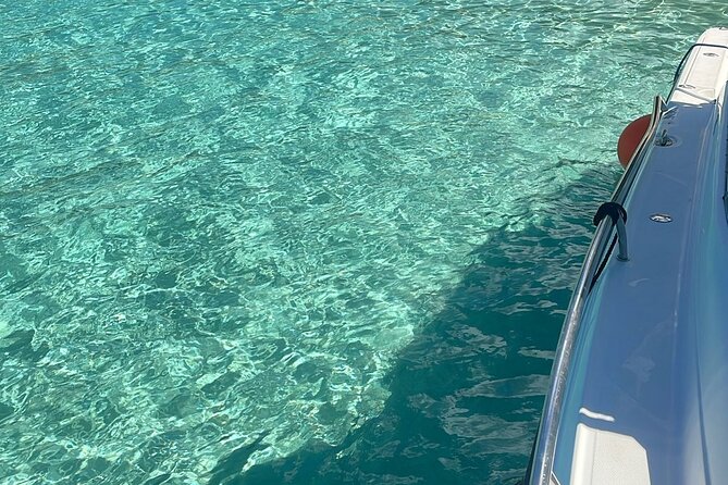 Private Tour to Cayo Icacos and Palomino Island - Boat Size and Comfort: More Room Than You Might Expect