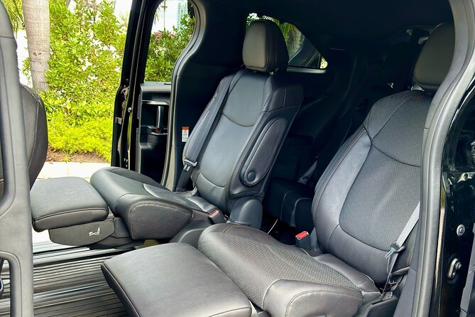Puerto Rico Island Wide Transfers, Sienna Limited Luxury Minivan. - Bilingual chauffeurs and the small things that matter at pickup