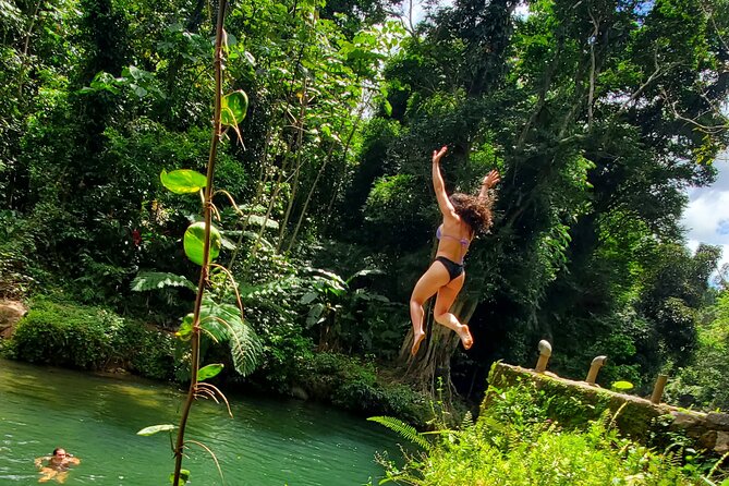 Rainforest and Junglequi Zipline Combo Tour - Luquillo Beach kioskos: lunch at your own pace and a weather check