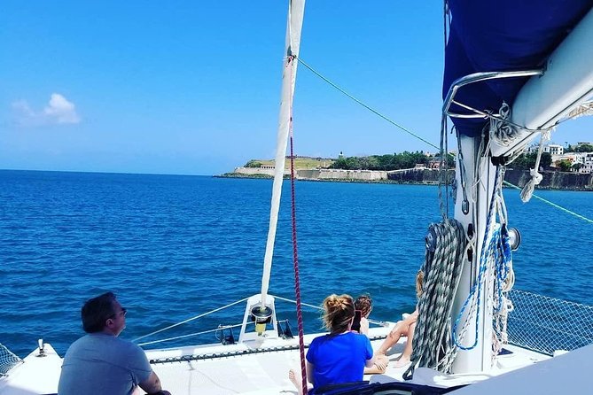 San Juan Bay Day Sail with Drinks Included - Onboard Layout and the Best Seat for Photos