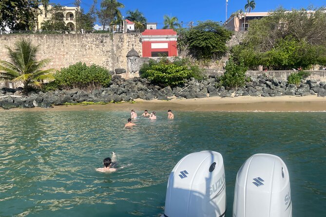 San Juan Bay Private Tour with Drinks and Tapas: 4+ people - The crew: what good feels like in real life
