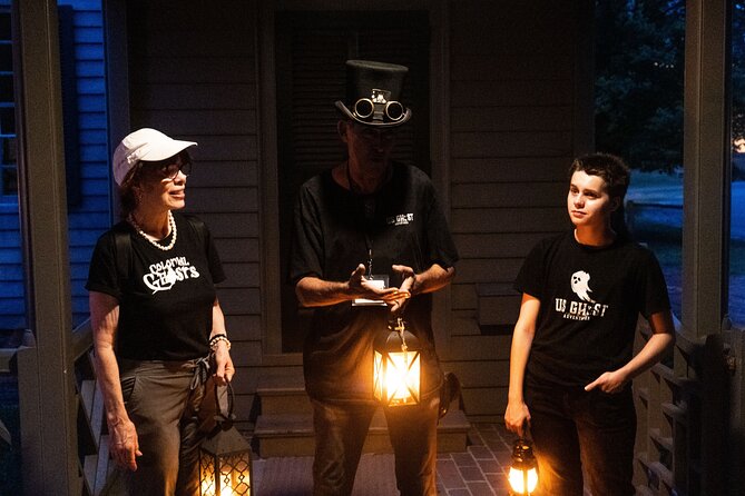 San Juan Ghost Tour: Shrieks in the Sugarcane - The guide makes or breaks the mood