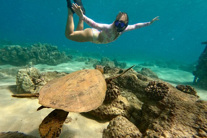 San Juan Guided Snorkel With Turtles Tour and Videos - Entering Escambrón Beach: A Shore-Entry Snorkel That Starts Fast