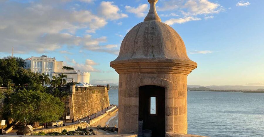 San Juan: Old Town Sunset Walking Tour - Antiguo Palacio de la Intendencia: the building story behind today’s Puerto Rico