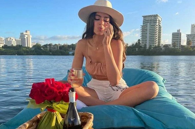San Juan — Private Floating Picnic Experience in Condado Lagoon - Value for $145 per Person: Paying for Privacy and Setup