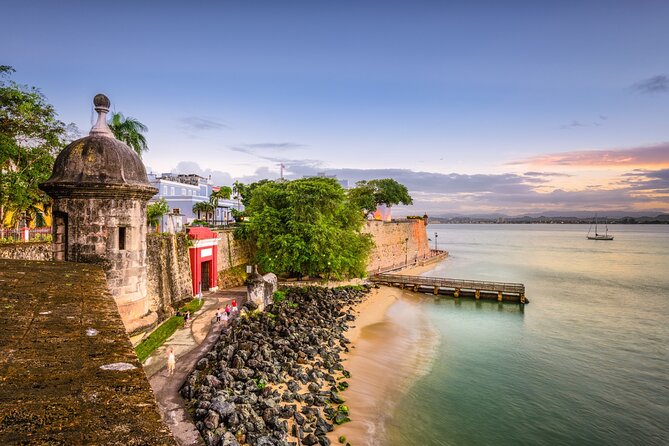 San Juan Self-Guided Walking Audio Tour - Plaza Colón: the Columbus statue moment and the pivot toward the forts