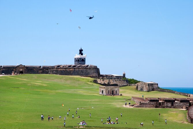 San Juan Self-Guided Walking Audio Tour - Batería Santa Elena: a lighthouse-like battery and the “why” behind its placement