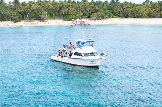 Tobias Icacos Half Day Tour - Beach Break on Icacos: Two Hours of Sun, Photos, and Easy Vibes