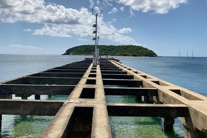 Vieques Bio Bay Tour and Beach Day Trip from San Juan by Ferry - El Malecón in Esperanza: Dinner Views Without Needing a Map
