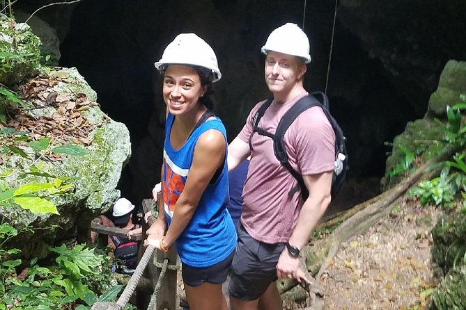 Window Cave and Indian Cave private tour with an archaeologist as guide - Key highlights at a glance