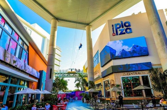 Zipline Sky Bull in Urban Environment in Toroverde urban park San Juan - Three zipline courses over parallel cables, with a sky ride between